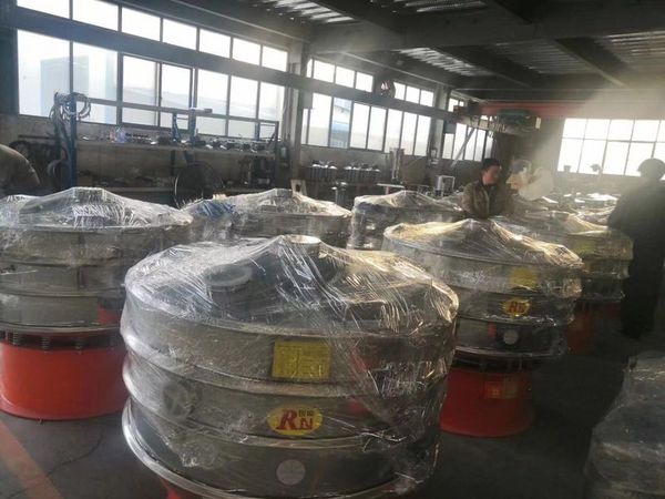 8臺(tái)1200—2S超聲波旋振篩整裝待發(fā)河北！